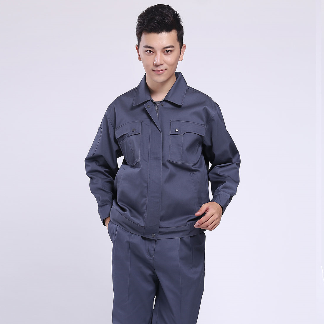 工作服