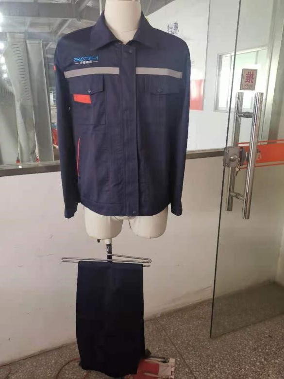 工作服装 工作服装