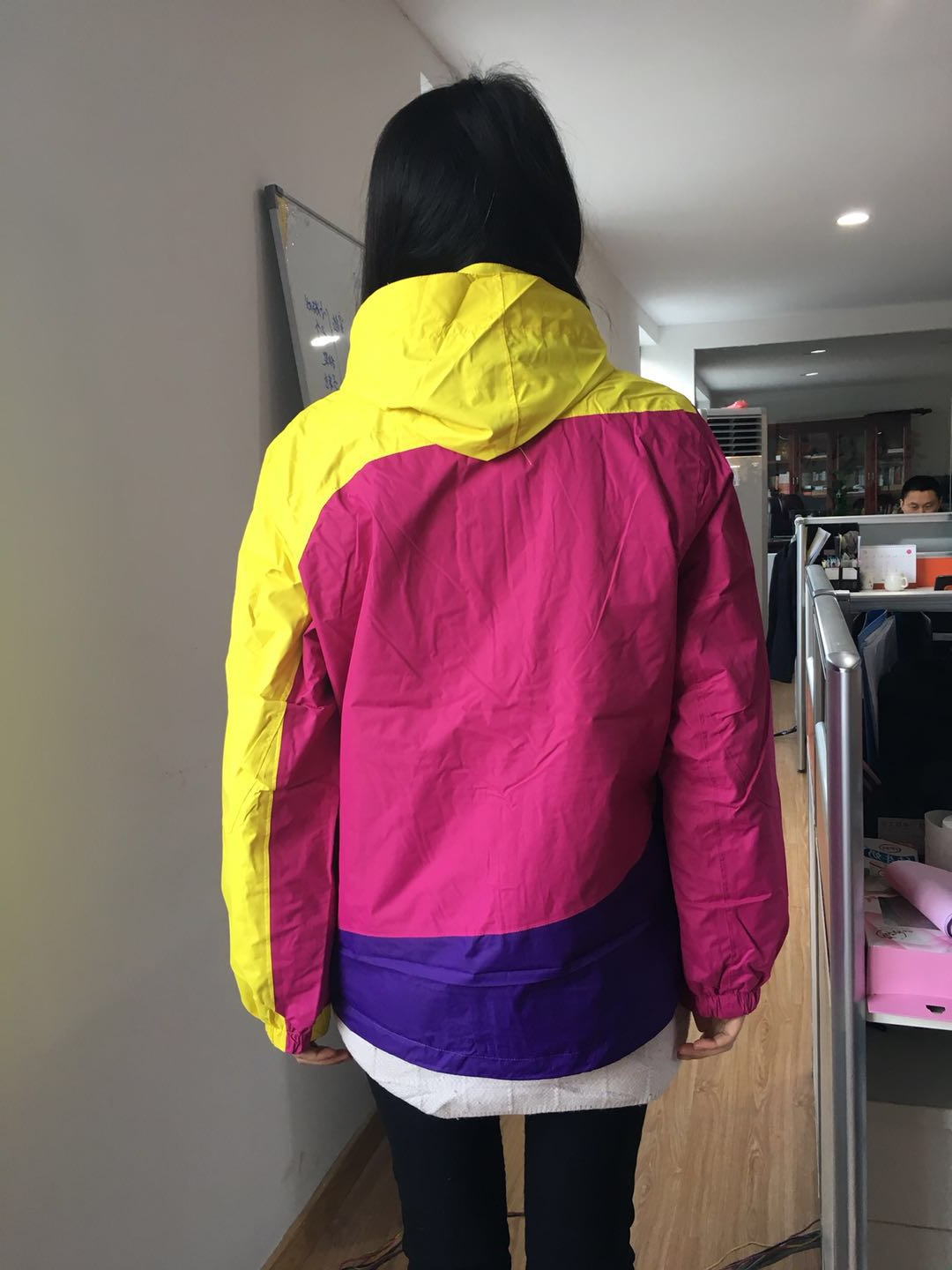 兰月科技冲锋衣工作服(图2)