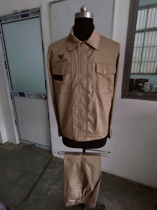 中国文化遗产研究院工作服(图1)