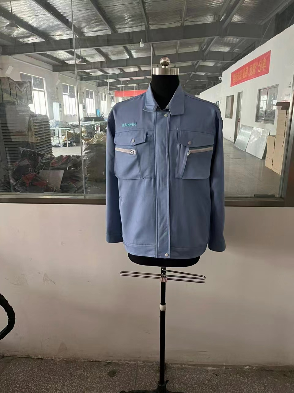 日水机器人工作服(图1)
