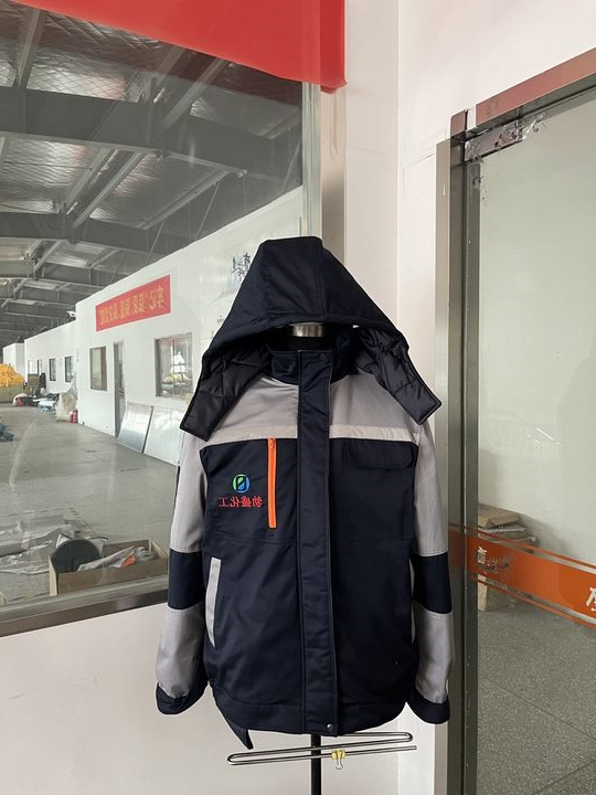 七台河勃盛清洁能源工作服(图1)