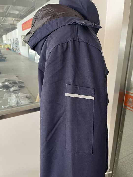 北京众驰自动化棉服工作服(图3)