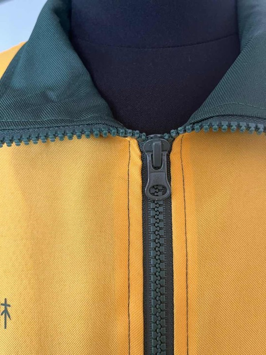 相伴医路工作服(图2)
