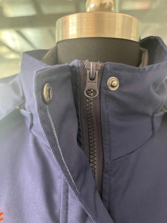 港龙石化羽绒服(图3)