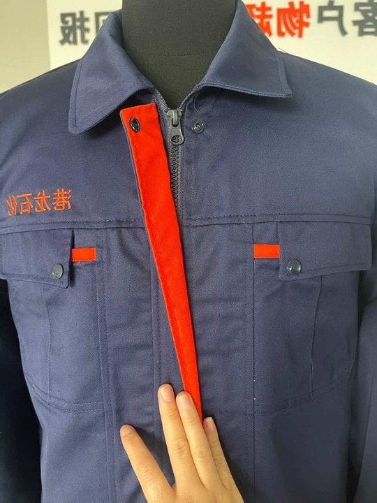 港龙石化工作服(图3)