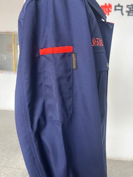 港龙石化工作服(图4)