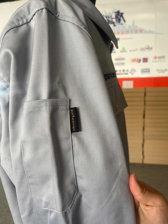 领臣工作服(图2)