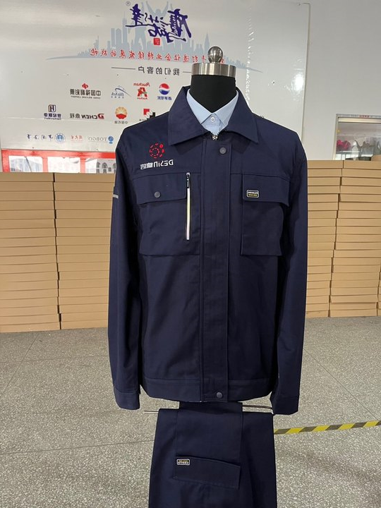 湖南德信汽车科技春秋装工作服(图1)